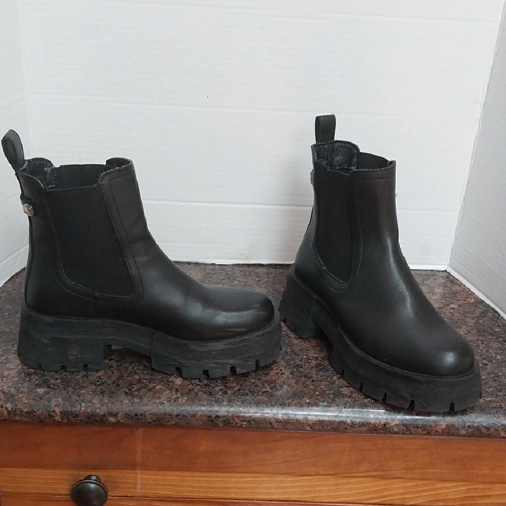 Steve Madden Black Chunky Ankle Boots
